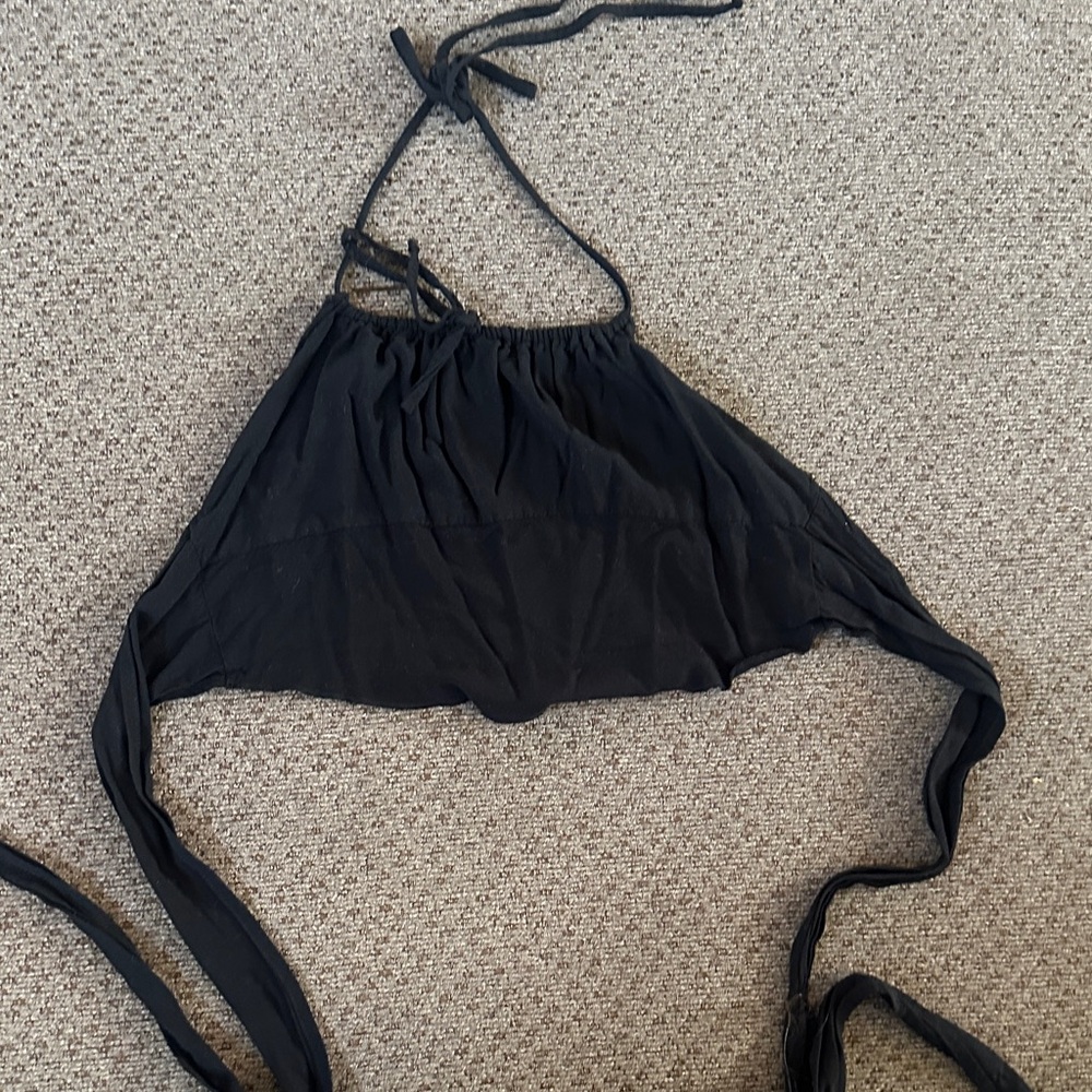 SHEIN Black Halter Crop Top